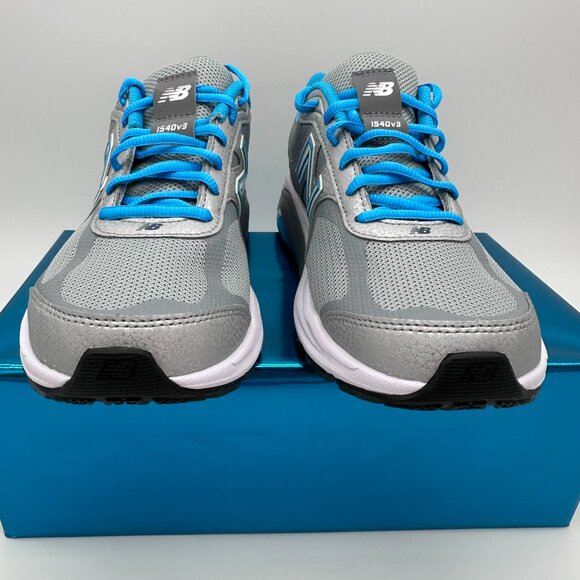 NWOB New Balance Women's 1540V3 Running Walking Shoes, Size 10B, Silver/Blue - Picture 9 of 15